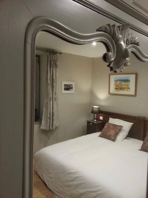 Relais St Jacques - Roanne Bed & Breakfast Saint-Haon-le-Châtel Стая снимка
