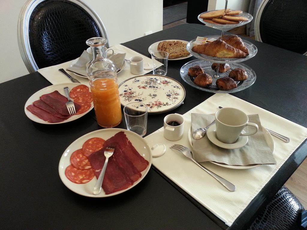 Relais St Jacques - Roanne Bed & Breakfast Saint-Haon-le-Châtel Екстериор снимка